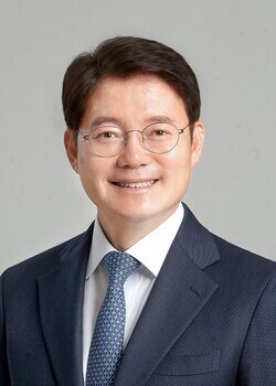 김수흥 국회의원