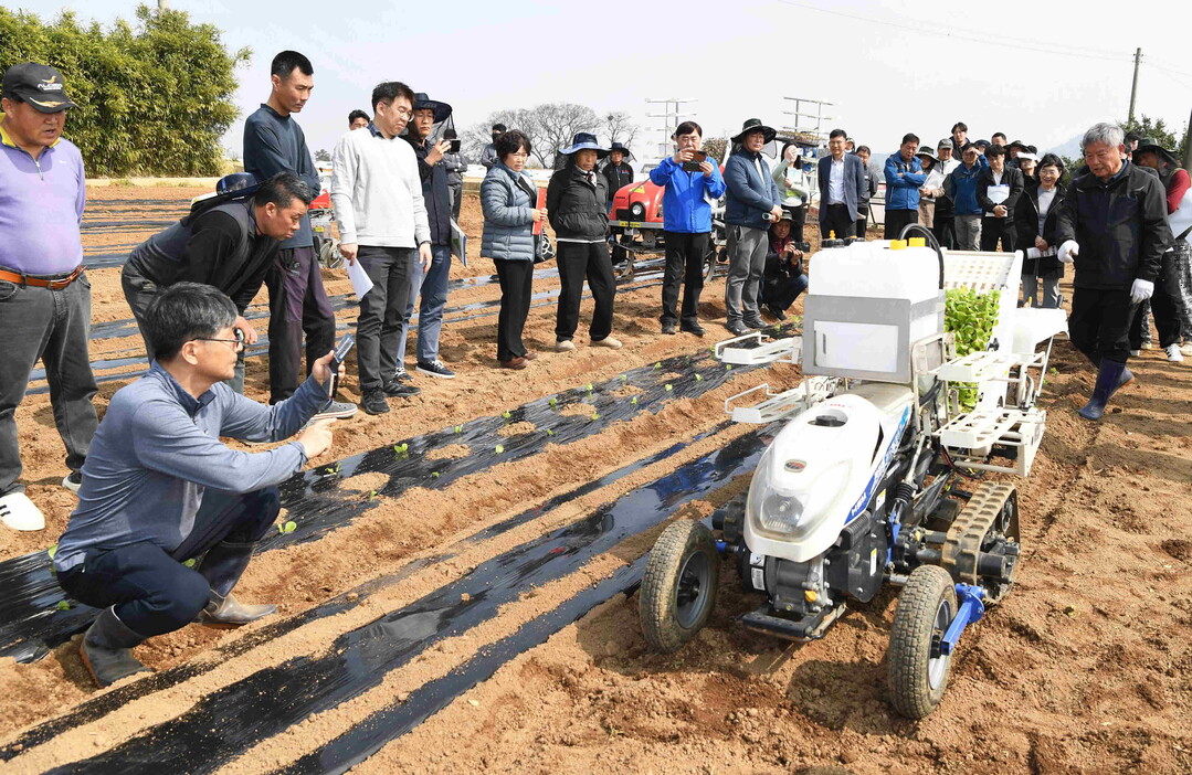 전남농기원, 중소규모형 밭농업 기계화 모델 확산 나서