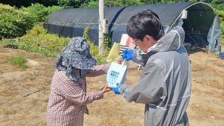 축산농가 “매우 만족”... 가축위생방역지원본부 ‘온열질환 예방키트’ 현장 호응 뜨거워